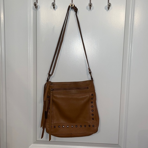 Lucky Brand crossbody - Picture 1 of 11